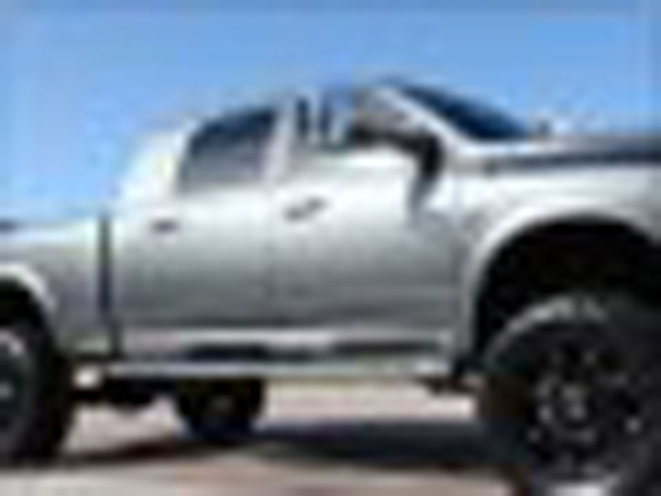 Shane's Dodge RAM Stubby Antenna