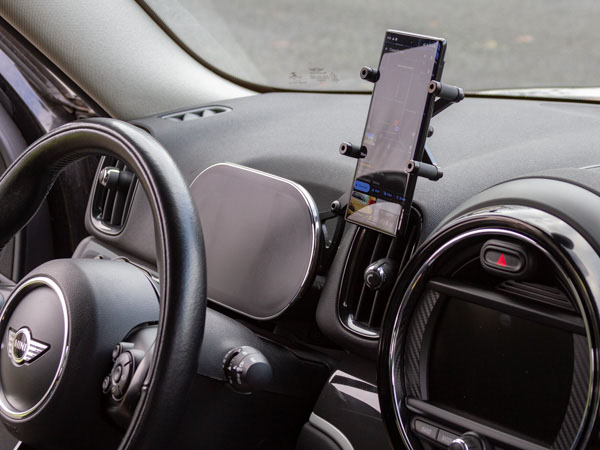 The Gemini Phone mount installed in a MINI