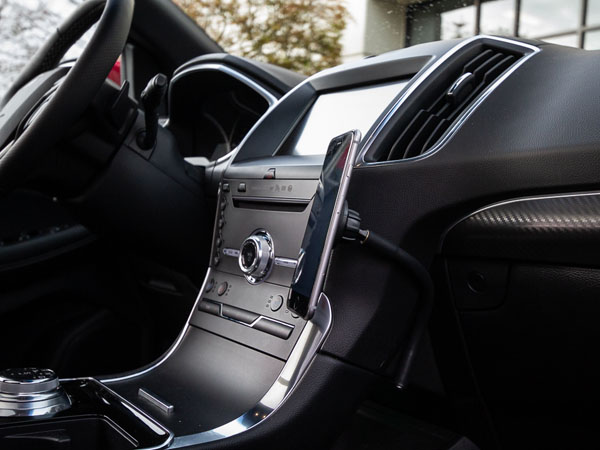 The Gemini Phone mount installed in a Ford Edge