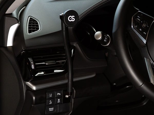 The Gemini Phone mount installed in a Fiat 500